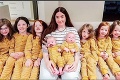 Po 6 deťoch porodila mladá mamička dvojičky, musela sa vynájsť: Parádne riešenie obliekania do pyžamiek