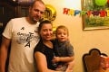 Teuško, ktorý sa narodil bez píšťalových kostí, podstúpil liečbu v USA: Statočný chlapček má za sebou poslednú operáciu