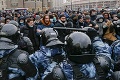 Prívrženci chcú zachrániť Navaľnému život masovým protestom: Načasovanie sa Putinovi páčiť nebude