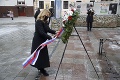 Čaputová si uctila obete holokaustu: K ich pamätníku položila veniec a kamienok