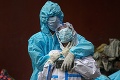 Svet v zovretí pandémie: Koronavírusom sa nakazilo vyše 100-miliónov ľudí!