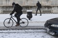 Majte sa na pozore: Situáciu vo veľkej časti Slovenska komplikuje sneh, vietor aj poľadovica