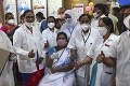 India spustila masovú očkovaciu kampaň: Vakcínu dostane 300 miliónov obyvateľov