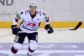 Známy hokejista ukončil profesionálnu kariéru: Koncu predchádzala NHL, KHL a krasokorčulovanie