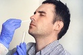Počet chorých stále stúpa: PCR testy odhalili v tomto týždni viac infikovaných