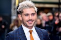 Herec Zac Efron mení svoj život od základov: Zaľúbil sa do čašníčky!