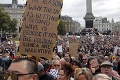 Londýnska polícia zadržala na proteste proti reštrikciám 155 ľudí: Porušili viacero opatrení