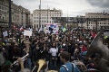 Francúzsko plánuje zákon o bezpečnosti: Ľudia zúria! Protesty vyústili do výtržností