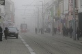 Meteorológovia varujú: Celé Slovensko môže v stredu potrápiť hmla aj poľadovica