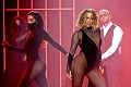 Jennifer Lopez ohúrila v priesvitnom úbore: Sexi i po 50-ke!