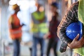 Počet cudzincov pracujúcich na Slovensku opäť narastá: Atakuje hranicu 70-tisíc