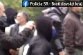 Besnenie protestujúcich v Bratislave: Martin a Pavel čelia obvineniu, hrozí im trest až 25 rokov