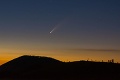 Milovníkov astronómie čaká ďalšie nebeské divadlo: Na oblohe opäť zažiari kométa