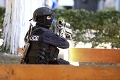 Zásah ako z filmu! Polícia v Gruzínsku vyslobodila rukojemníkov a zadržala ozbrojeného muža
