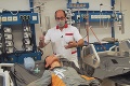 Skutočný boj o záchranu života! Anesteziológ z Kramárov ukázal, ako funguje pľúcna ventilácia