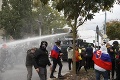 Besnenie protestujúcich v Bratislave: Polícia prehovorila o agresoroch! Toto nemali robiť