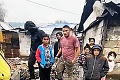 Šokujúce zábery z rómskej osady: Vyhrážky smrťou! Markizáčke Kövešovej hodili kameň do hlavy