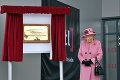 Kráľovná Alžbeta II. bola na verejnosti po 7 mesiacoch: Kde nechala rúško?