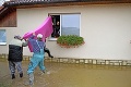 Zúfalí Slováci ukázali škody zo záplav: Prosíme nebesá, aby to už prestalo!