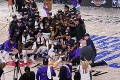Lakers sa stali šampiónmi NBA, 17. titulom sa vyrovnali Bostonu