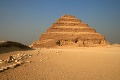 Egypt vydal ďalší zo svojich pokladov: Cenné nálezy ležali v Stupňovitej pyramíde vyše 2600 rokov