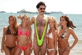 Zabudnite na Boratove plavky, vymyslel niečo oveľa lepšie: Oficiálny plagát k ďalšiemu filmu Cohena obletel svet
