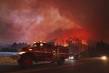 Pri požiaroch v Kalifornii zomreli ďalší traja ľudia: 70-tisíc obyvateľov musia evakuovať