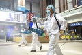 Číňania nakrútili seriál o pandémii: Valí sa na nich kritika