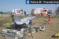Tragická zrážka vlaku a auta v Trnavskom kraji: Smutné zábery, z ktorých naskakuje husia koža