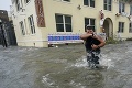 V USA vyčíňa hurikán Sally: Zaplavené ulice, pol milióna Američanov bez elektriny