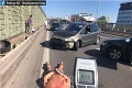 Nehoda v Bratislave: Ožratý šofér spôsobil haváriu na diaľnici, v aute viezol tri deti!