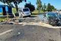 Vážna nehoda pri Fekišovciach: Vodič predbiehal kolónu, pohľad na vrak naháňa hrôzu