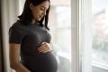 Tehotenskú dávku začnú pracujúcim ženám vyplácať od budúceho roka: Pozor, bez podpory neobídu ani študentky