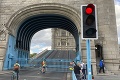 Angličania len krútia hlavami: Londýnsky most Tower Bridge uzavreli, hlásia problémy