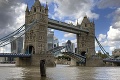 Angličania len krútia hlavami: Londýnsky most Tower Bridge uzavreli, hlásia problémy