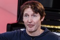 Spevák James Blunt jedol 8 týždňov len mäso, aby naštval vegetariánov: Neblahé následky na tele!