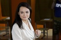 Učiteľka Cichanovská sa postavila vo voľbách Lukašenkovi a zburcovala Bielorusov: Oficiálne výsledky odmieta