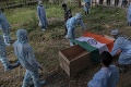Z Indie hlásia smutný rekord: Za jediný deň zomrelo na koronavírus rekordných 1007 ľudí