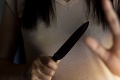 V nórskom Bergene útočila nožom agresívna žena, odniesla si to zdravotníčka
