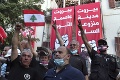 Protesty v Bejrúte neutíchajú: Odstúpil druhý člen vlády