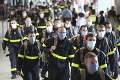 Nahnevaní obyvatelia Bejrútu protestovali proti úradom: Polícia proti nim použila slzný plyn