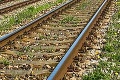 Nešťastie vo Vranove nad Topľou: Po zrážke s vlakom prišiel o život 32-ročný muž