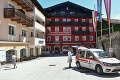 Poplach v turisticky vyhľadávanej obci v Rakúsku: Koronavírus sa rozšíril v hoteloch, hlásia desiatky prípadov