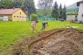 V Košickom kraji budujú špeciálne záhrady a jazierka: Dobrovoľníci bojujú so suchom