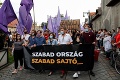 Mohutné protesty v Budapešti: Tisíce ľudí vyšli do ulíc, žiadajú slobodu tlače