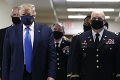 Tomu sa hovorí obrat: Trump žiada Američanov, aby nosili rúška