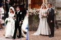 Fanúšikom kráľovskej rodiny udreli do očí svadobné šaty princeznej Beatrice: Veď vyzerá presne ako...