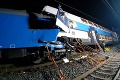 Tragická zrážka vlaku v Česku: Osem zranených je mimo ohrozenia života
