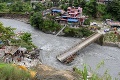 Desiatky ľudských životov vyhasli v Nepále: Mohutné zosuvy pôdy a záplavy