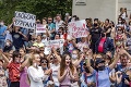 Demonštrácia v Rusku: Za prepustenie chabarovského gubernátora pochodovali tisíce ľudí, žiadali aj odchod Putina